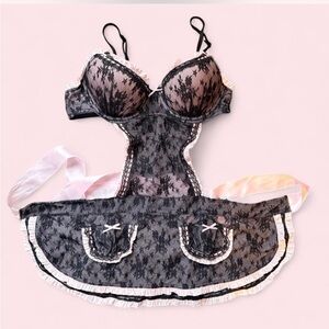 Victoria's Secret Black and Pink Lace Chemise Y2K 2006